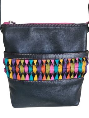 ili new york leather crossbody bag style 6631 RFID blocking black